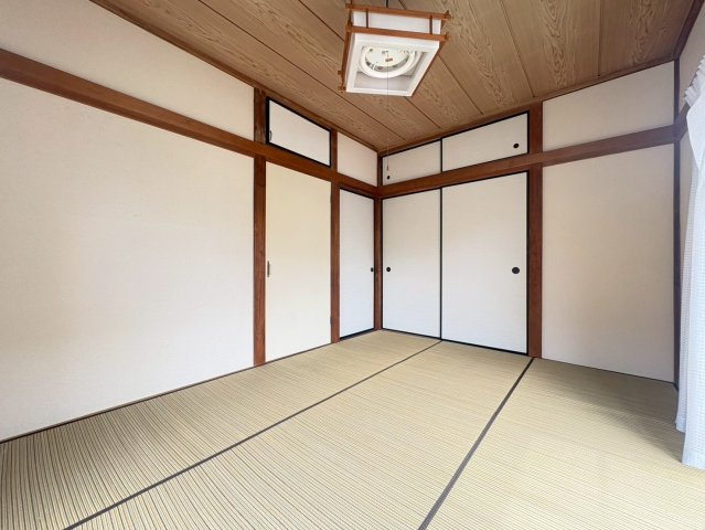 【寝室】
