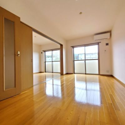 【洋室】 | ビビエンダ弓削