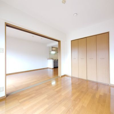 【洋室】 | ビビエンダ弓削