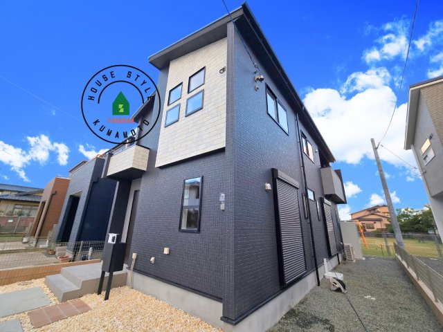 熊本市南区良町5丁目第1-4棟(1号棟)の外観|デザイン性のある外観です。