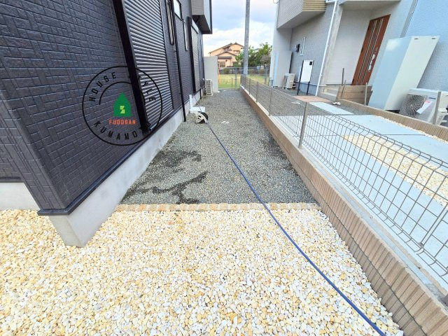 熊本市南区良町5丁目第1-4棟(1号棟)の庭|お庭で自由な時間を過ごせます。