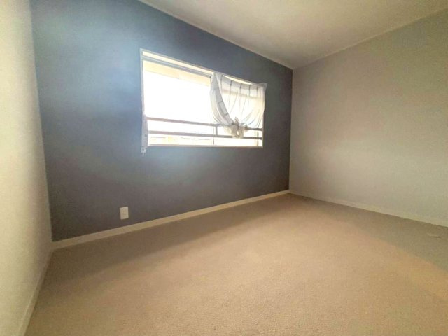 新檜尾台第四次住宅二二号棟の洋室