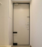 エクセラン立石の玄関