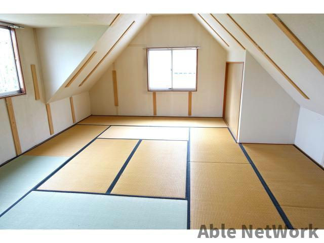 鹿嶋市中Ｉ戸建の和室|１４帖の和室