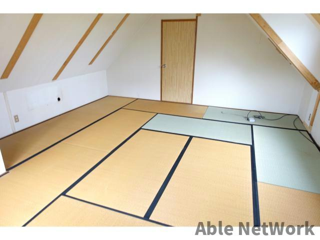 鹿嶋市中Ｉ戸建の和室|１４帖の和室