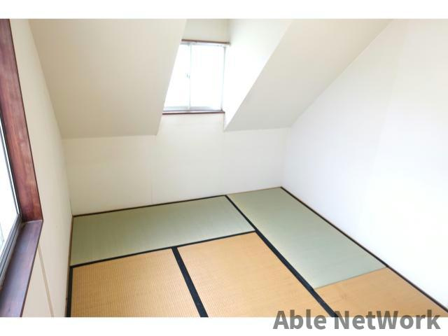 鹿嶋市中Ｉ戸建の和室|１４帖の和室