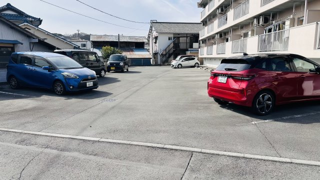 アンソレイエ祇園原の駐車場