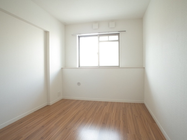 サニーコート麦野の居間・リビング