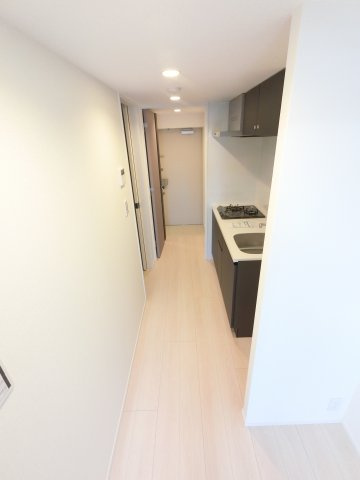 Alivis本八幡の玄関