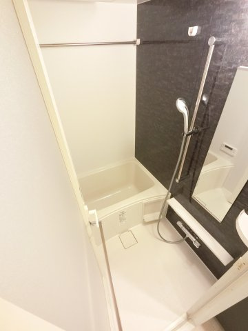 Alivis本八幡の浴室