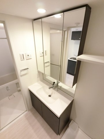 Alivis本八幡の独立洗面台