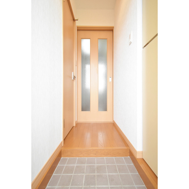 エリコーポ【10.000円キャッシュバック対象物件】の玄関