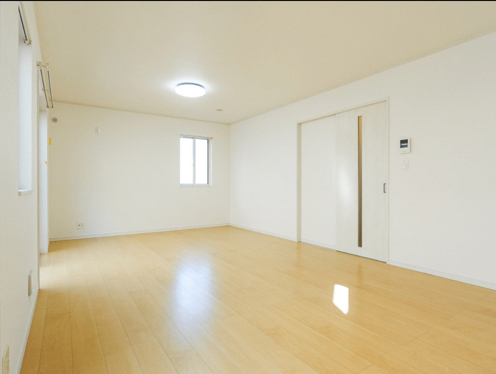 野田市上花輪　中古戸建　平成31年築　の居間・リビング