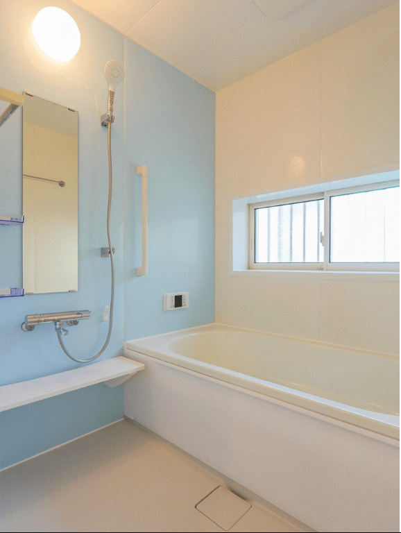 野田市上花輪　中古戸建　平成31年築　の浴室