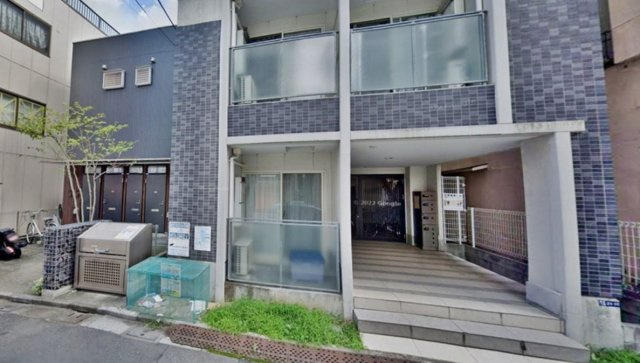 北区豊島１丁目の賃貸マンションのエントランス