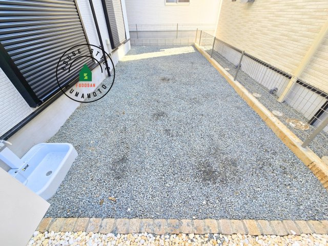 熊本市南区良町5丁目第1-4棟(3号棟)の庭|お庭で自由な時間を過ごせます。