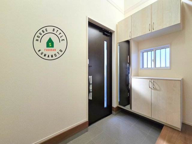 熊本市南区良町5丁目第1-4棟(3号棟)の防犯設備|二重ロックでしっかり防犯対策ができます。