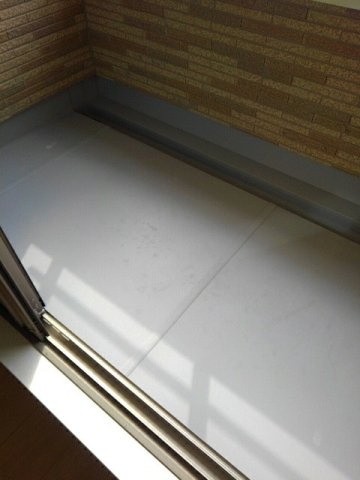 コリーヌ三崎　　刈谷市近郊の賃貸はクラスホーム刈谷店のバルコニー|暖かな日差しのふりそそぐバルコニー