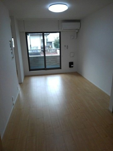 コリーヌ三崎　　刈谷市近郊の賃貸はクラスホーム刈谷店の居間・リビング|居間です