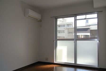 ダイドーメゾン御影Ⅱの洋室