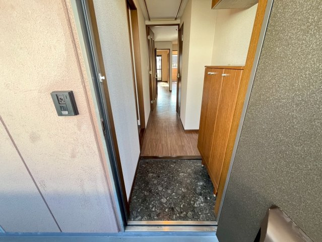 アベニールの玄関