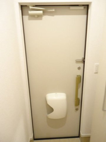 シャトレー　　刈谷市近郊の賃貸はクラスホーム刈谷店の玄関|毎日通る玄関はこちらです