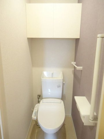 シャトレー　　刈谷市近郊の賃貸はクラスホーム刈谷店のトイレ|コンパクトで使いやすいトイレです