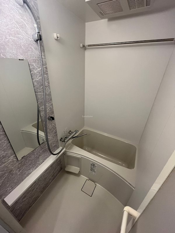 エスリード難波ザ・プレミアの浴室|日々の疲れを癒すお風呂付です