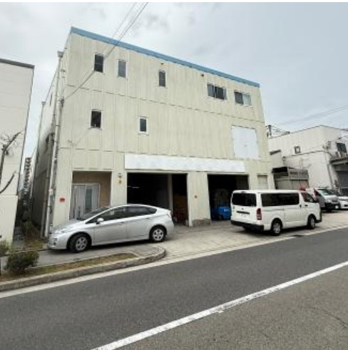 浪速区木津川貸倉庫の外観
