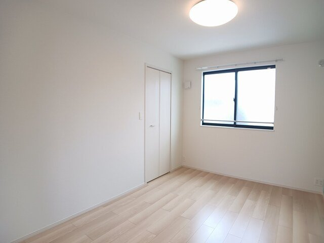 グラッツェのその他