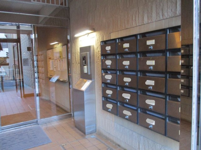 タワーリゾートマンション大手３階のエントランス|マンションエントランスはオートロックです