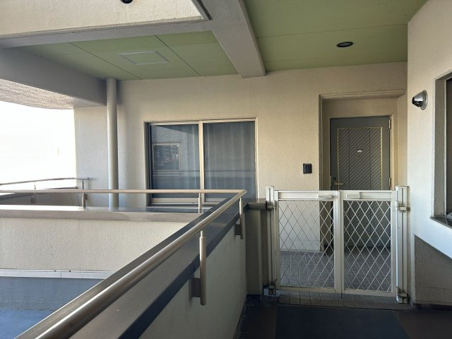 タワーリゾートマンション大手３階の玄関