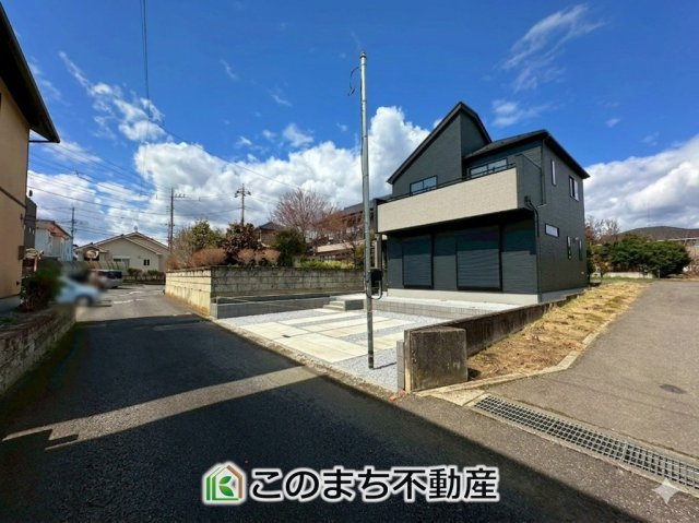 グラファーレ宇都宮市鶴田7期　1号棟の前面道路含む現地写真|前面道路含む現地写真