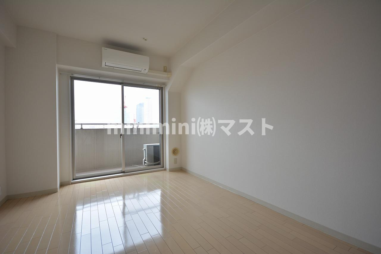 ウィルテラスなんば南の居間・リビング