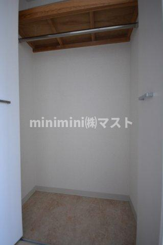 ウィルテラスなんば南の収納