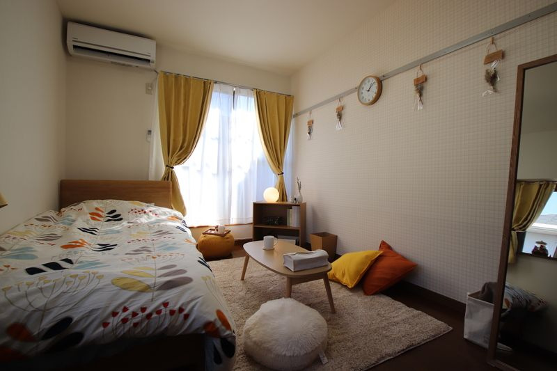 カレッジハウス １４の居間・リビング