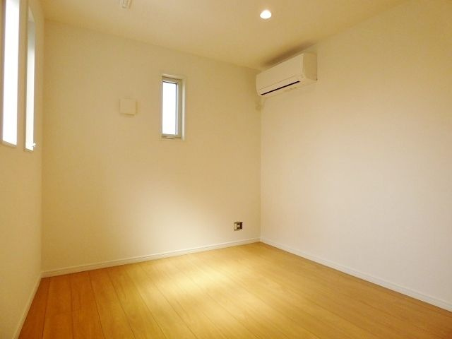 Duo Luxe浦和常盤 の居間・リビング|別部屋参照写真