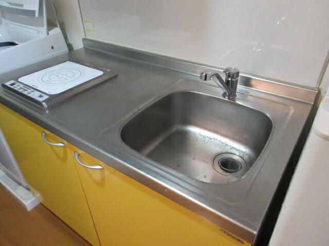 プチグランデラトールのキッチン