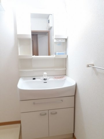 ジェネシス　Ⅱの洗面所