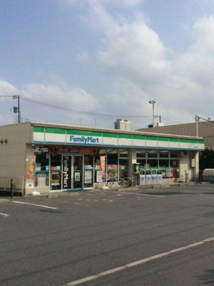 ファミリーマート六…まで485m