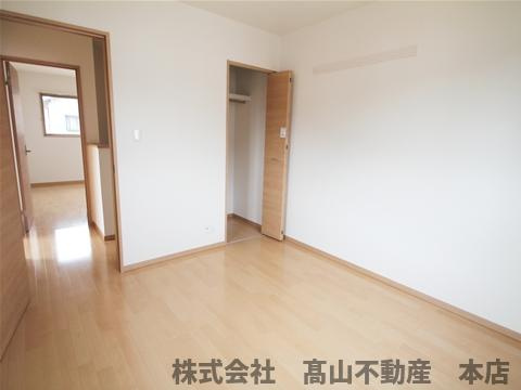 ソラーレ桜壱番館の洋室