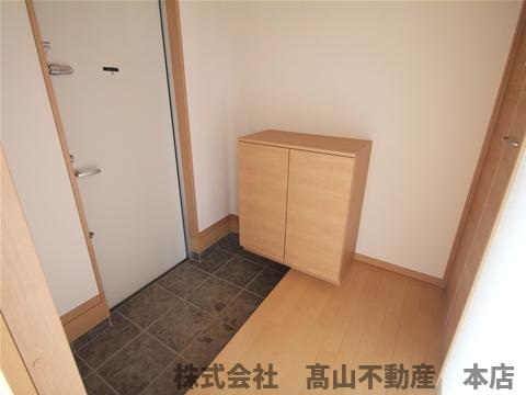 ソラーレ桜壱番館の玄関