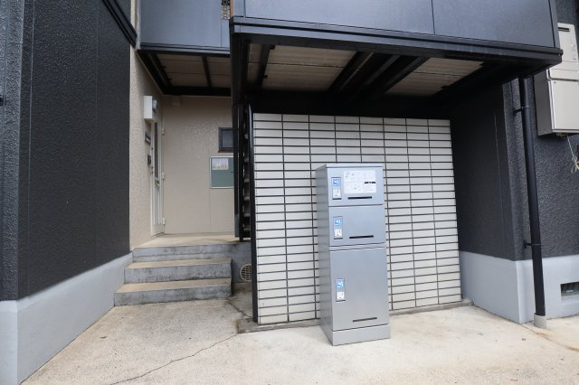 エスポワール水川のエントランス