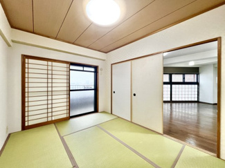 【和室】 | ベルク浜寺公園 | 【和室】和室ございます♪一息つく時の癒しの空間や客間にも使えますね☆お子様のお昼寝スペースにもぴったりです♪