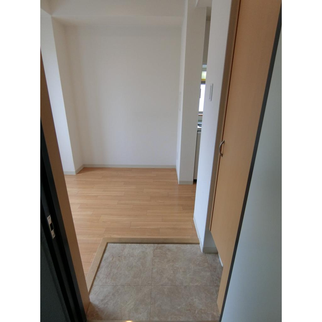 ミックコート東三国の玄関