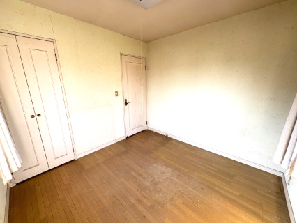 東松山市東平　中古戸建の洋室|２階 洋室（南東側）