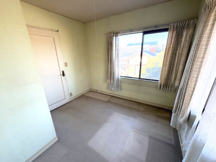 東松山市東平　中古戸建の洋室|２階 洋室（北東側）