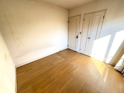 東松山市東平　中古戸建の洋室|２階洋室（中央）