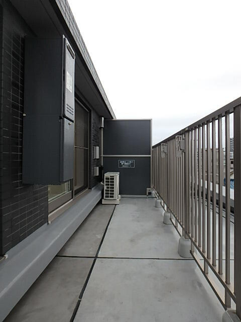 調布市小島町３丁目の賃貸マンションのバルコニー