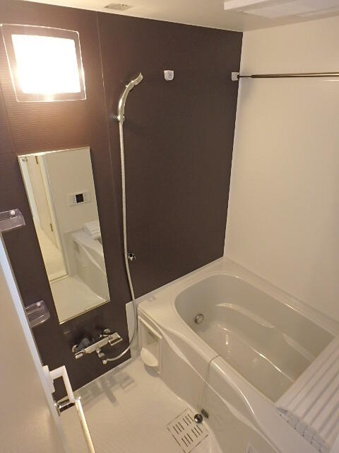 調布市小島町３丁目の賃貸マンションの浴室